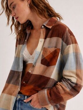 Idyllwind Harlow Snap Flannel Shirt L Caramel Plaid Western